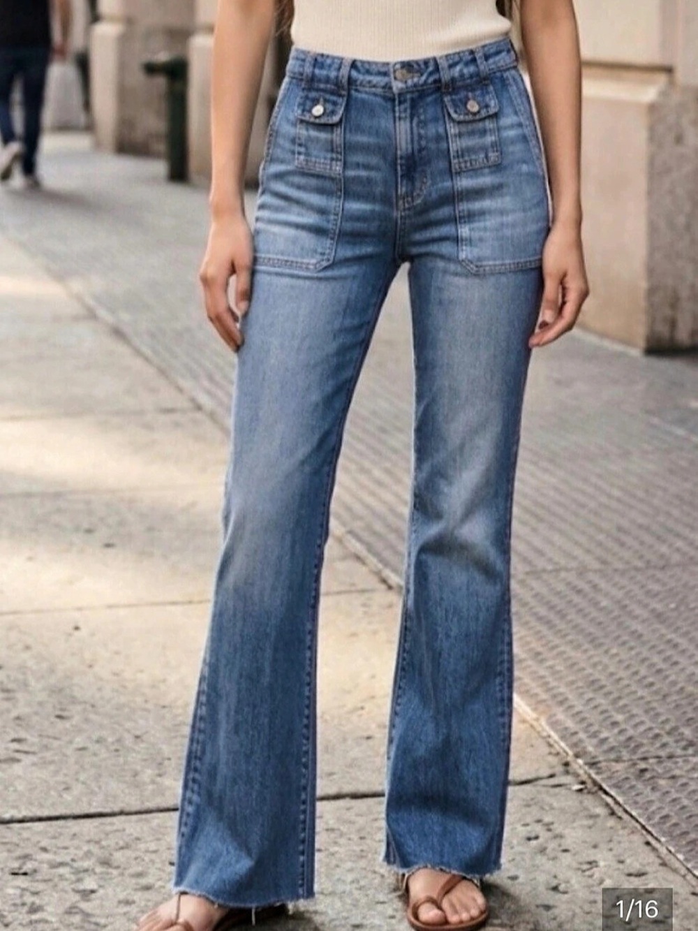 Veronica Beard Crosby Wide Leg High Rise patch pocket jeans, Size 26 - 27